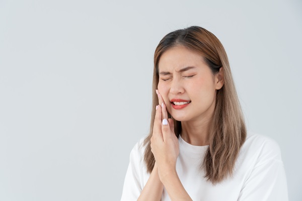 What Are TMJ Symptoms?